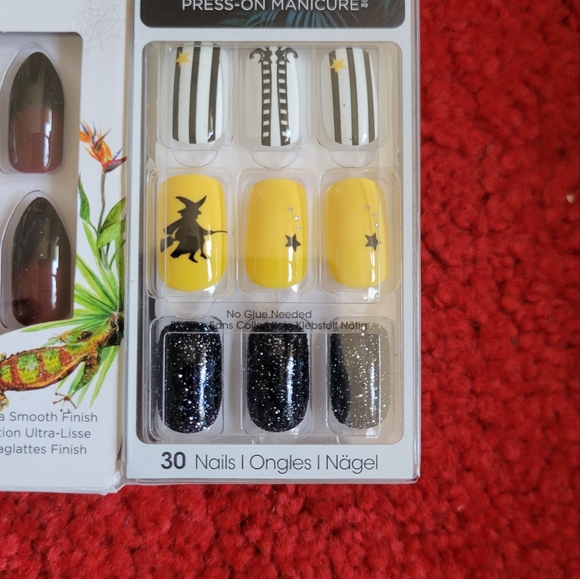 6 boxes press on nails, no glue needed - Picture 4 of 7